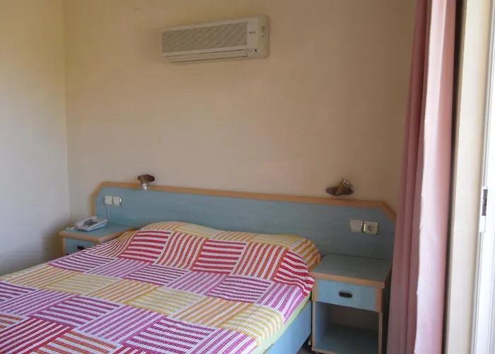 Delfin * غازي باشا